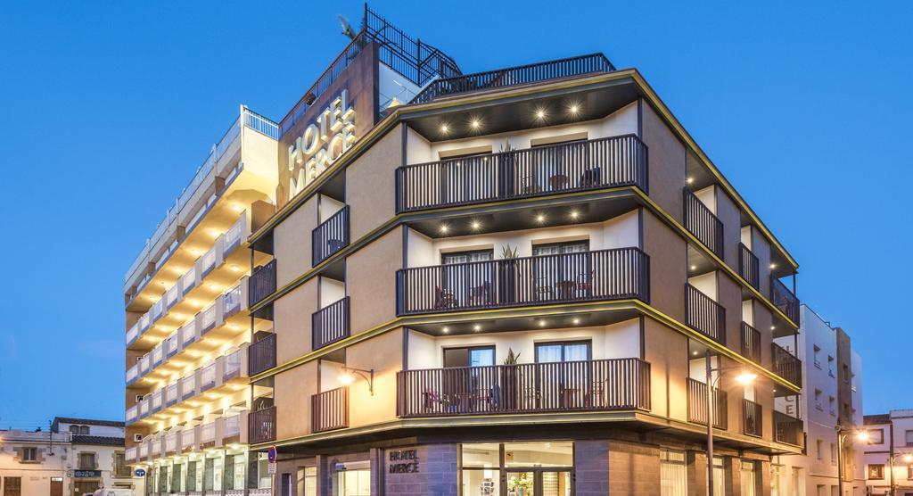 Merce Pineda de Mar Exterior photo